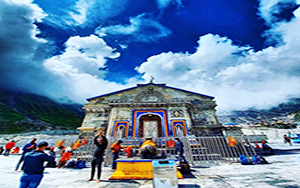 kedarnath-temple-lord-side